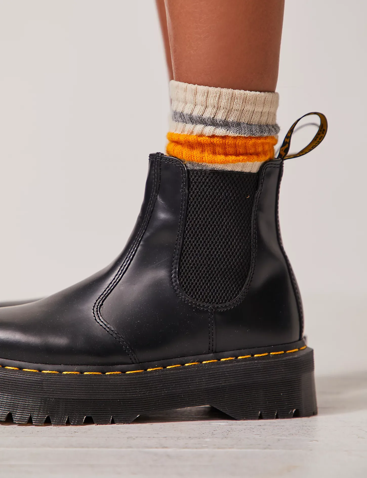 DR. MARTENS 2976 QUAD BLACK SMOOTH