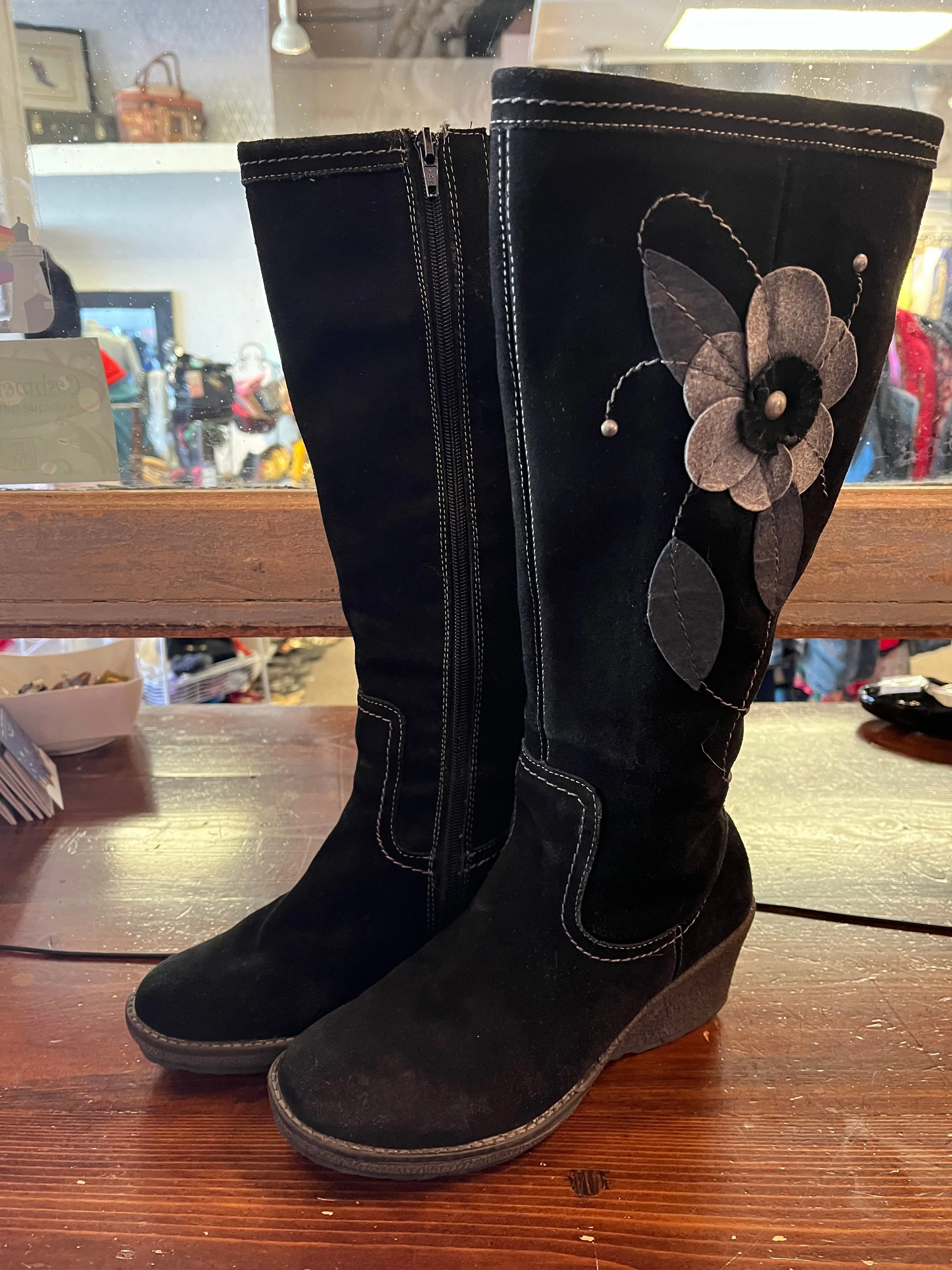 Felted Flower Tall Wedge Boots (Size 7)