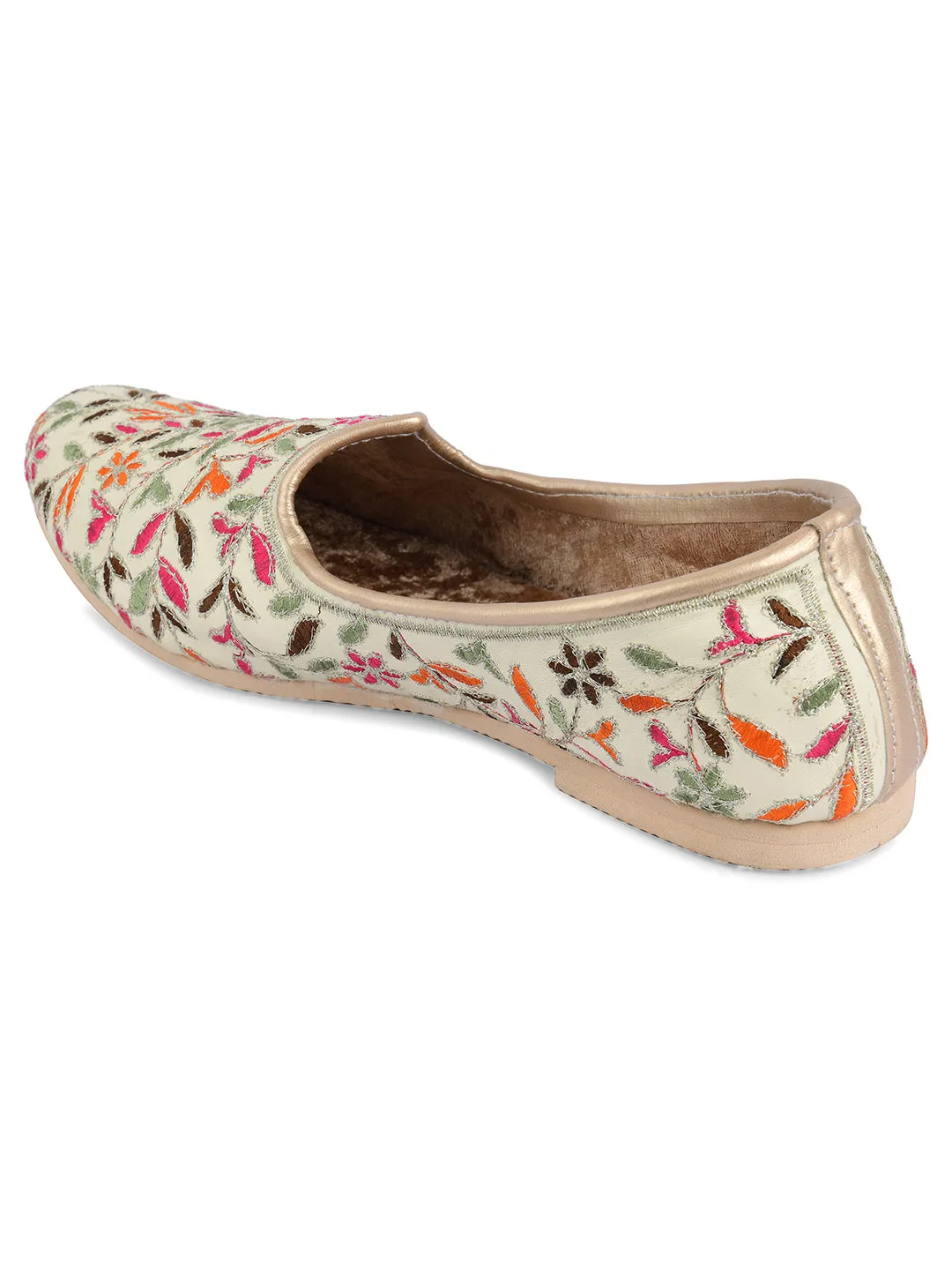 Men's Indian Ethnic Party Wear Cream Footwear - Desi Colour