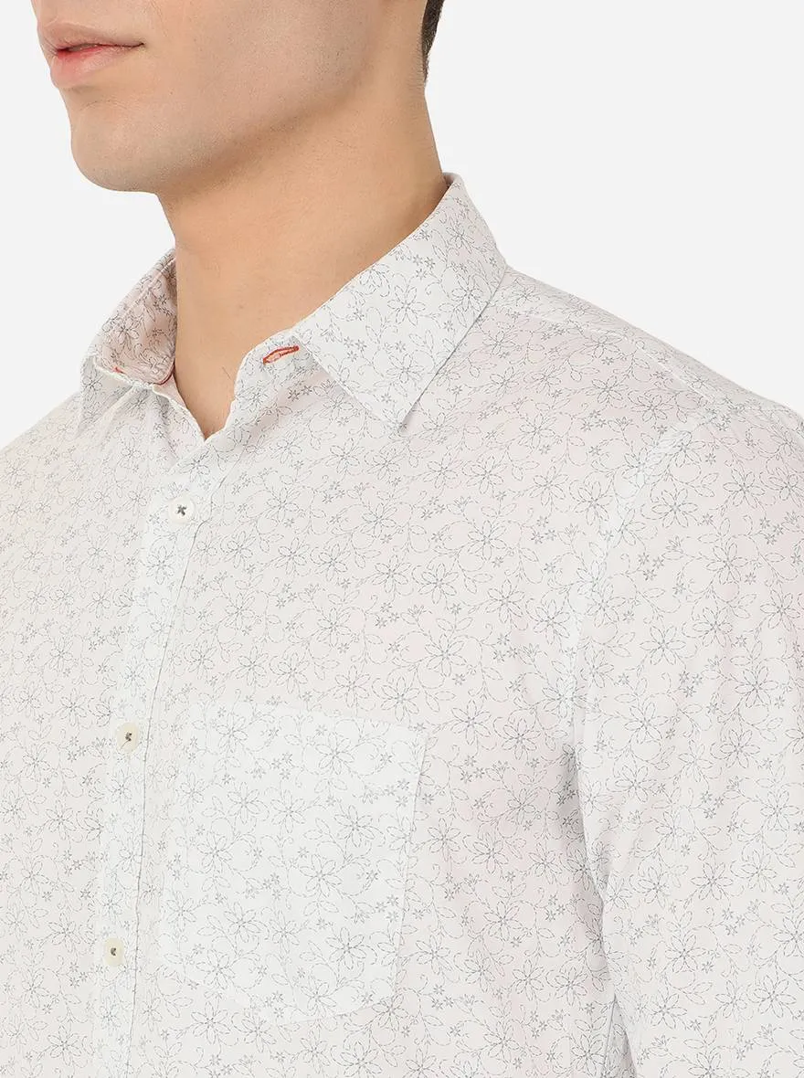 Snow White Printed Slim Fit Semi Casual Shirt | JadeBlue